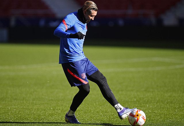 开云体育官方登录入口-今夜纽卡斯尔备战欧超杯，状态回暖细节曝光，压力陡增，临场指挥获称赞的简单介绍